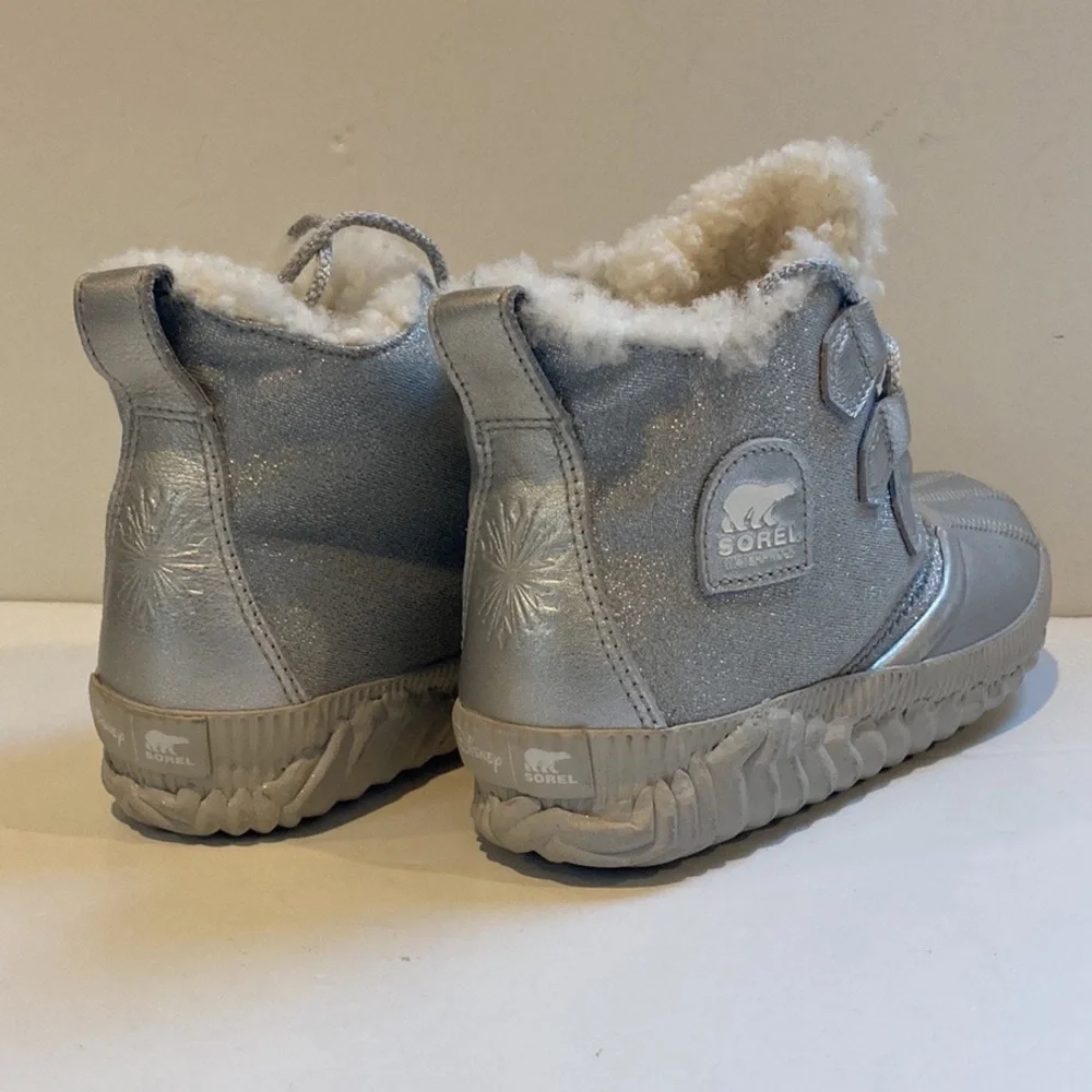 Disney X Sorel Women's Out N About Frozen 2 Shearling Boots